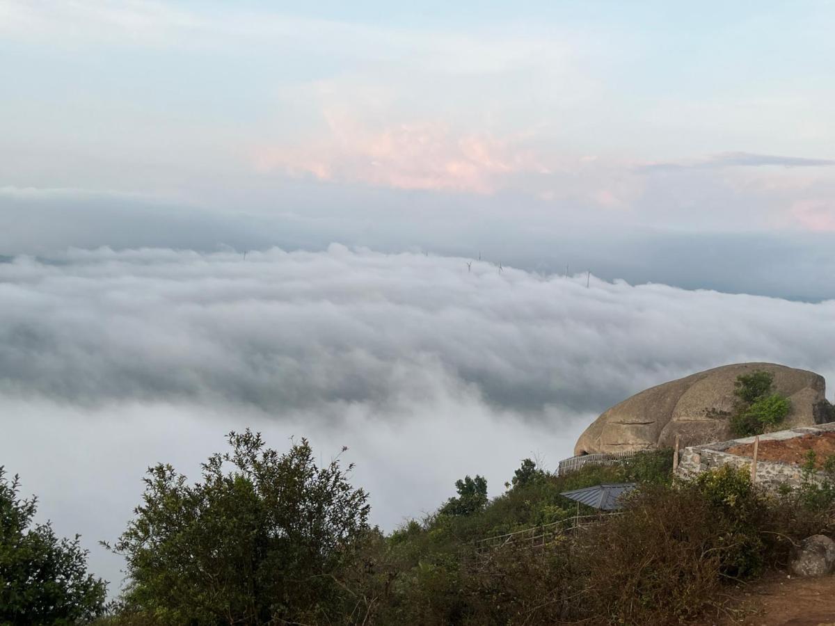 Wind Valley Ramakkalmedu Екстер'єр фото